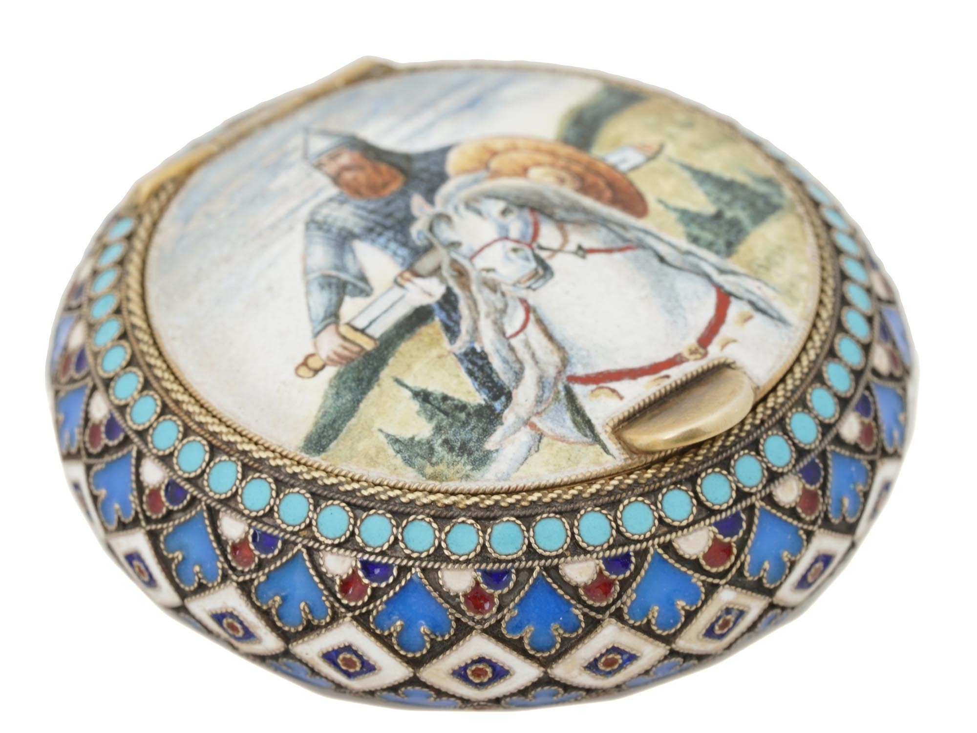 RUSSIAN SILVER CLOISONNE ENAMEL BOGATYR SNUFF BOX PIC-0